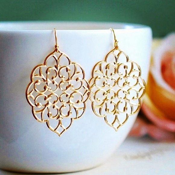 Jewelry - NWT 925 Sterling Silver Moroccan Earrings